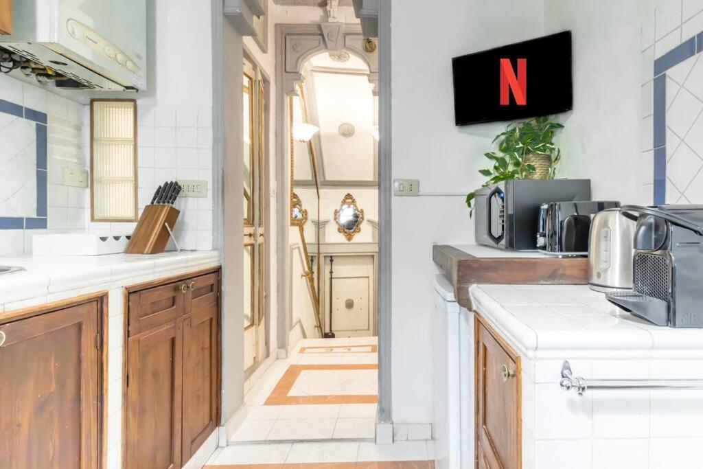 Ferienwohnung Firenze Duomo 400 Metri *Dimora Degli Specchi* Exterior foto
